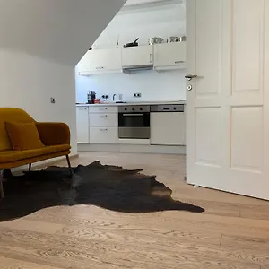  Apartment Lt Superior Location